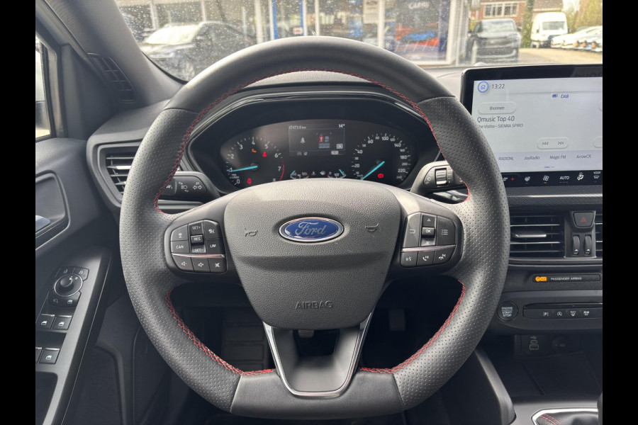 Ford FOCUS Wagon 1.0 EcoBoost Hybrid ST Line | 125pk | Winter Pack | Adaptieve Cruise Control | BLIS | 17 Inch Velgen | SYNC 4