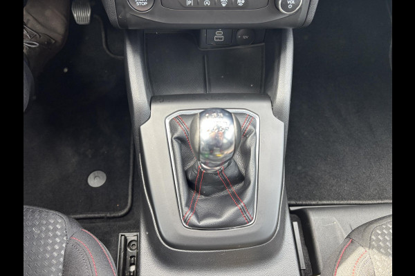 Ford FOCUS Wagon 1.0 EcoBoost Hybrid ST Line | 125pk | Winter Pack | Adaptieve Cruise Control | BLIS | 17 Inch Velgen | SYNC 4