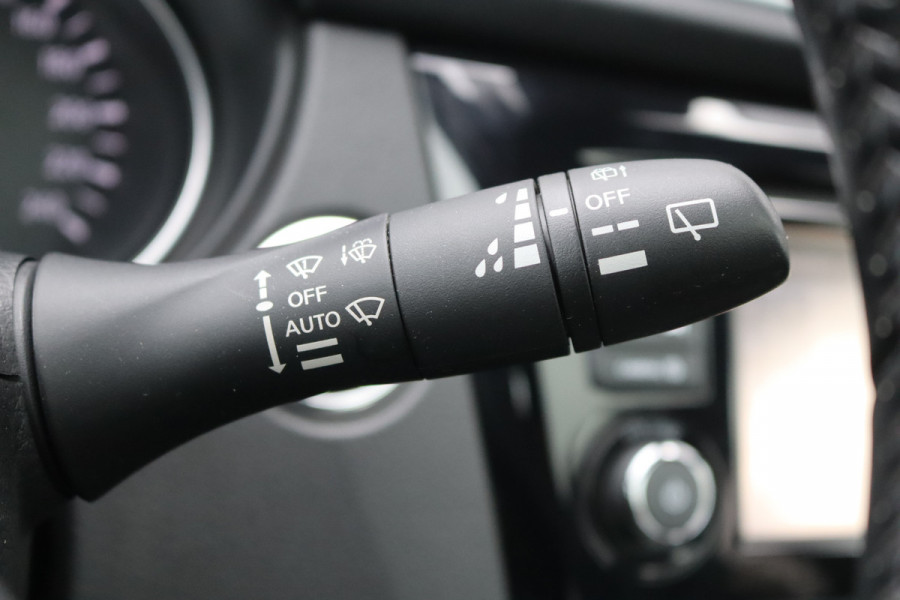 Nissan QASHQAI 1.2DIG-T 116PK Automaat Tekna+ Navigatie/Camera/Panoramadak/Trekhaak/Memory-stoel