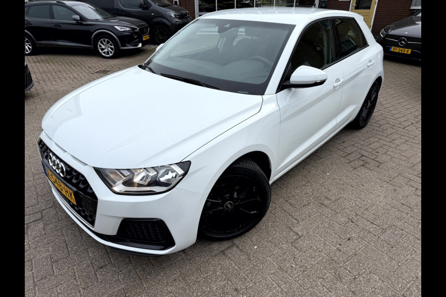 Audi A1 Sportback 25 TFSI Advanced edition SOH 90.5%, 17''Lmv, Stoelverwarming, App Connect