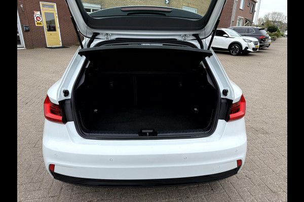 Audi A1 Sportback 25 TFSI Advanced edition SOH 90.5%, 17''Lmv, Stoelverwarming, App Connect