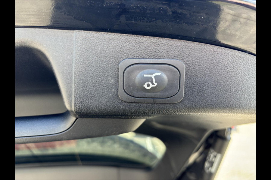 Ford FOCUS Wagon 1.0 EcoBoost Hybrid ST Line X | 155pk | Automaat | Afneembare Trekhaak | Adaptieve Cruise | Winterpack | Elektrische Achterklep