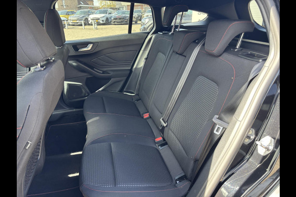 Ford FOCUS Wagon 1.0 EcoBoost Hybrid ST Line X | 155pk | Automaat | Afneembare Trekhaak | Adaptieve Cruise | Winterpack | Elektrische Achterklep