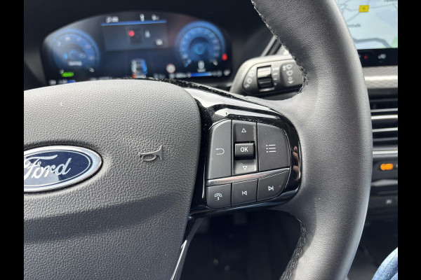 Ford Kuga 2.5 PHEV Titanium | 242pk | Wegklapbare Trekhaak | 2.100kg Trekgewicht | Achteruitrijcamera | Cruise control | Navigatie | Digitale cockpit