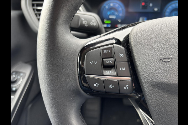 Ford Kuga 2.5 PHEV Titanium | 242pk | Wegklapbare Trekhaak | 2.100kg Trekgewicht | Achteruitrijcamera | Cruise control | Navigatie | Digitale cockpit