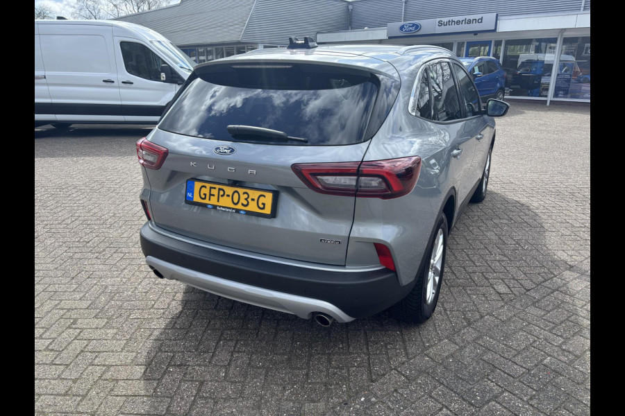 Ford Kuga 2.5 PHEV Titanium | 242pk | Wegklapbare Trekhaak | 2100kg Trekgewicht | Navigatie | Apple Carplay & Android Auto