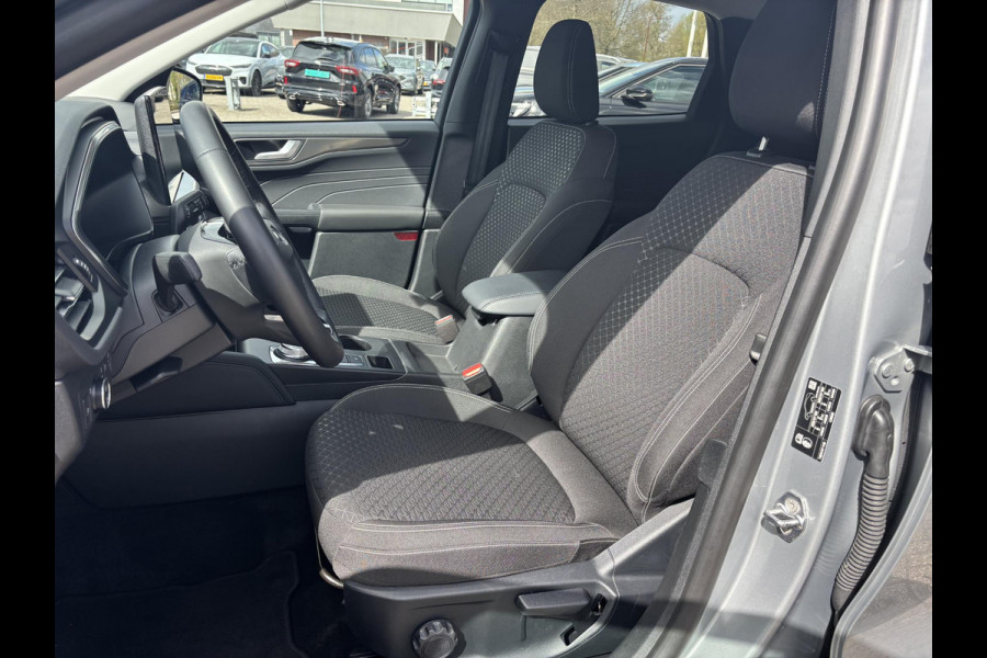 Ford Kuga 2.5 PHEV Titanium | 242pk | Wegklapbare Trekhaak | 2100kg Trekgewicht | Navigatie | Apple Carplay & Android Auto