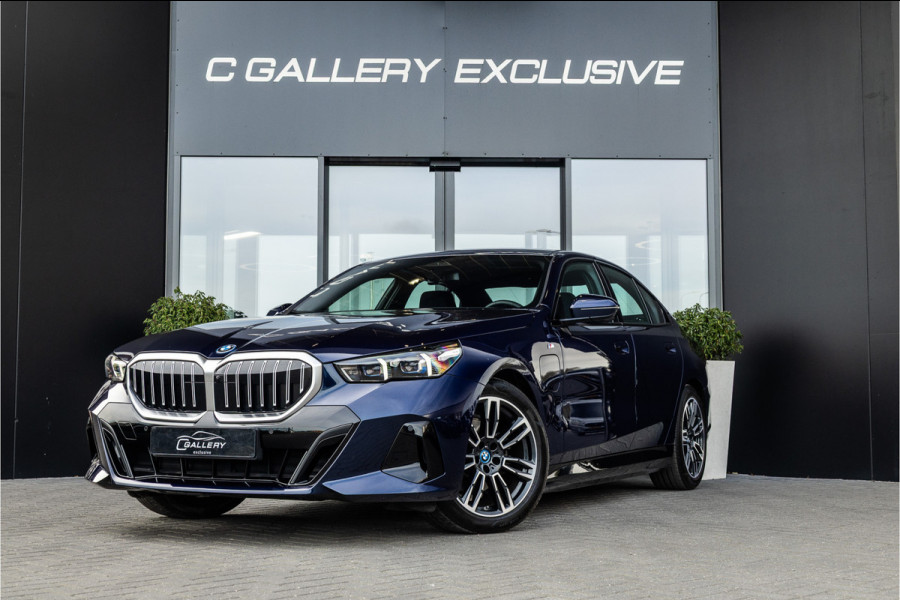 BMW 5 Serie 530e - M Sport | 360 Camera | Keyless | HUD