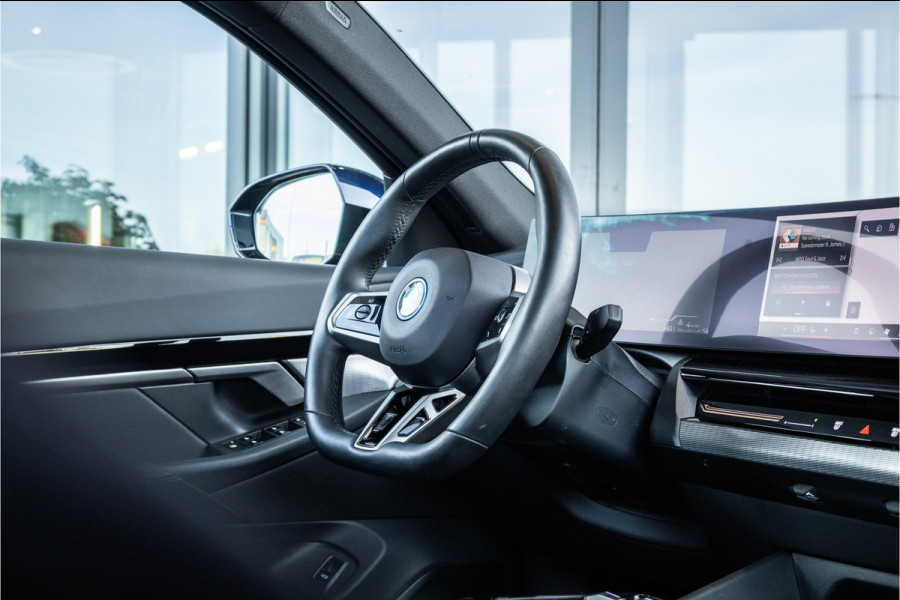 BMW 5 Serie 530e - M Sport | 360 Camera | Keyless | HUD