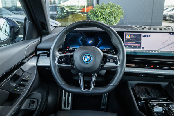 BMW 5 Serie 530e - M Sport | 360 Camera | Keyless | HUD