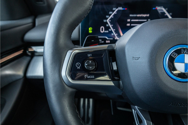 BMW 5 Serie 530e - M Sport | 360 Camera | Keyless | HUD