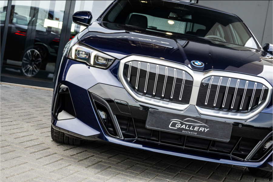 BMW 5 Serie 530e - M Sport | 360 Camera | Keyless | HUD