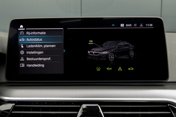 BMW 5 Serie 530e Business Edition Plus M-PERFORMANCE | M-PAKKET | PANO | ACC | CAMERA | ELEKTRISCH VERSTELBARE VOORSTOELEN