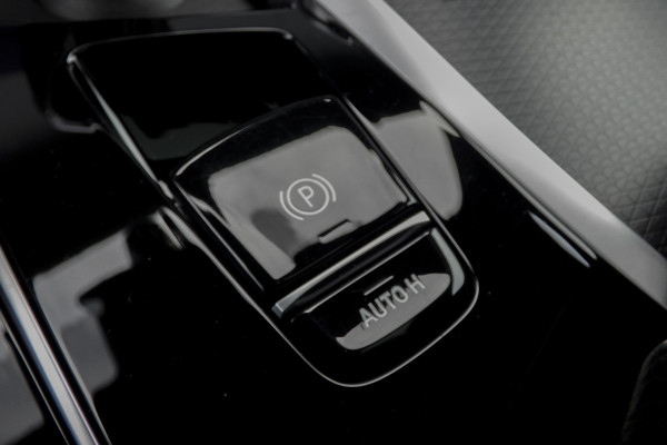 BMW 5 Serie 530e Business Edition Plus M-PERFORMANCE | M-PAKKET | PANO | ACC | CAMERA | ELEKTRISCH VERSTELBARE VOORSTOELEN