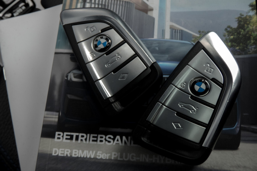 BMW 5 Serie 530e Business Edition Plus M-PERFORMANCE | M-PAKKET | PANO | ACC | CAMERA | ELEKTRISCH VERSTELBARE VOORSTOELEN