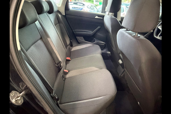 Volkswagen Taigo 1.0 TSI DSG CAMERA NAVIGATIE PDC CRUISE APPLE CARPLAY KEYLESS-GO START/STOP STOELVERWARMING