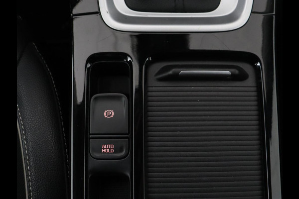 Kia Ceed 1.6 GDI PHEV DynamicPlusLine | SOH 96% | Stoelverwarming | Adaptive cruise | Camera | Carplay | Stuurverwarming | Navigatie | Full LED | Climate control | Half leder | Plug In