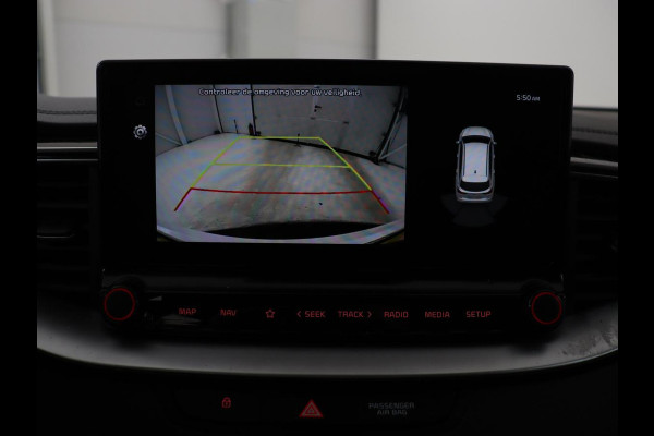 Kia Ceed 1.6 GDI PHEV DynamicPlusLine | SOH 96% | Stoelverwarming | Adaptive cruise | Camera | Carplay | Stuurverwarming | Navigatie | Full LED | Climate control | Half leder | Plug In