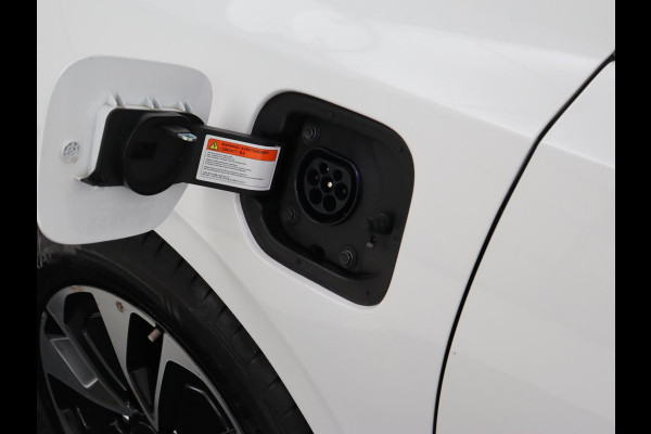 Kia Ceed 1.6 GDI PHEV DynamicPlusLine | SOH 96% | Stoelverwarming | Adaptive cruise | Camera | Carplay | Stuurverwarming | Navigatie | Full LED | Climate control | Half leder | Plug In