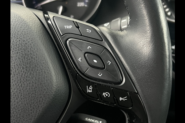 Toyota C-HR 2.0 Hybrid Team D | ACC | CarPlay | Camera | Keyless | 18 inch