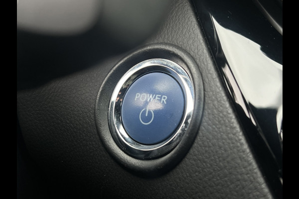 Toyota C-HR 2.0 Hybrid Team D | ACC | CarPlay | Camera | Keyless | 18 inch