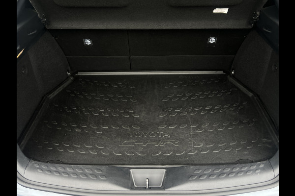 Toyota C-HR 2.0 Hybrid Team D | ACC | CarPlay | Camera | Keyless | 18 inch