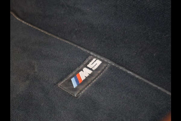 BMW 5 Serie M5 COMPETITION 625 PK ORIG. NL BTW + B&W | HEAD-UP | KERAMISCH | ADAPTIVE CRUISE | SCHERMEN ACHTERIN