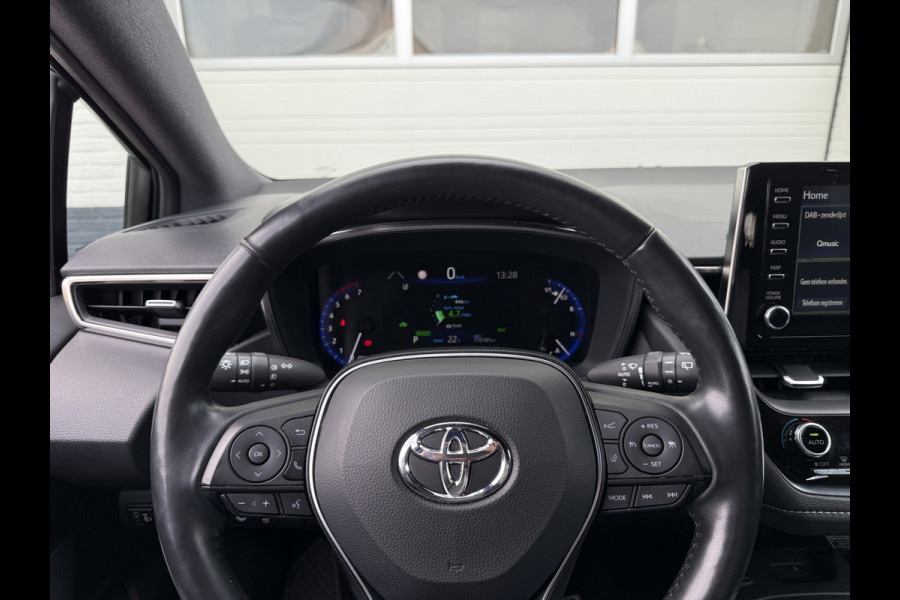 Toyota Corolla Touring Sports 1.8 Hybrid Dynamic | CarPlay | ACC | Camera | Keyless | LED | 17 inch