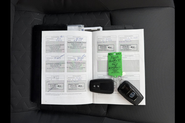 Toyota Corolla Touring Sports 1.8 Hybrid Dynamic | CarPlay | ACC | Camera | Keyless | LED | 17 inch