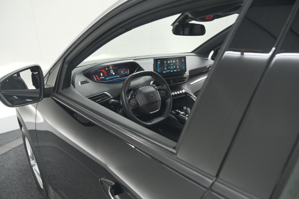 Peugeot 5008 PureTech 130 EAT8 Active Pack Business | 7 Zitplaatsen | Camera | Navigatie | Apple Carplay | Parkeersensoren