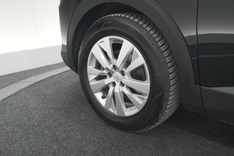 Peugeot 5008 PureTech 130 EAT8 Active Pack Business | 7 Zitplaatsen | Camera | Navigatie | Apple Carplay | Parkeersensoren