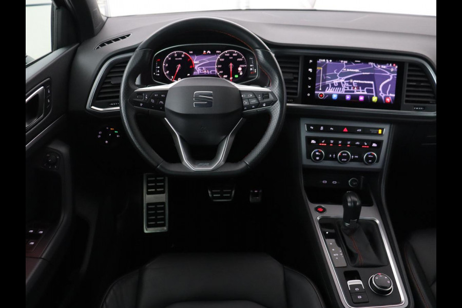 Seat Ateca 1.5 TSI FR Intense | Leder | Trekhaak | Stoelverwarming | Adaptive cruise | Standkachel | Camera | Carplay | Memory | Full LED | Keyless | Virtual Cockpit | Navigatie | Side Assist | Parkeerhulp