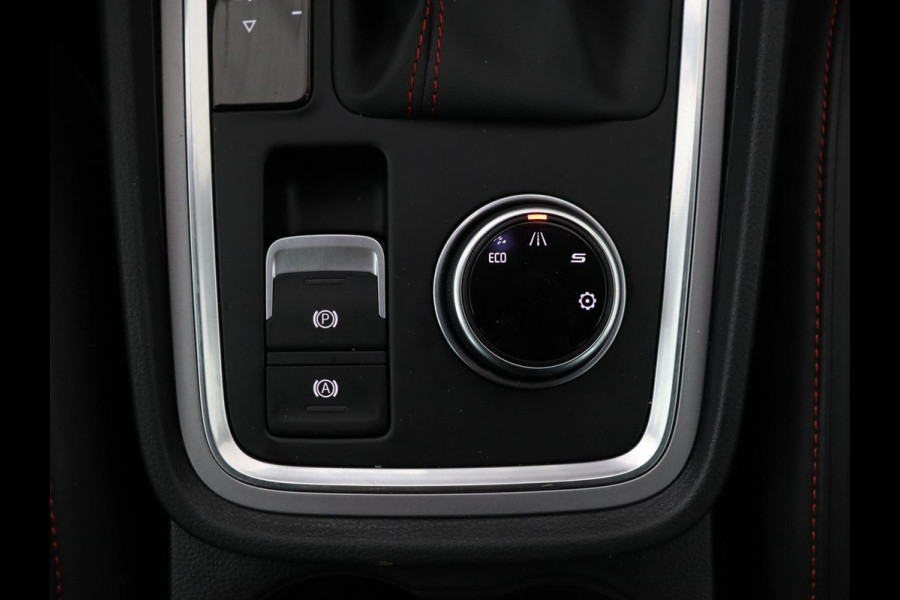 Seat Ateca 1.5 TSI FR Intense | Leder | Trekhaak | Stoelverwarming | Adaptive cruise | Standkachel | Camera | Carplay | Memory | Full LED | Keyless | Virtual Cockpit | Navigatie | Side Assist | Parkeerhulp