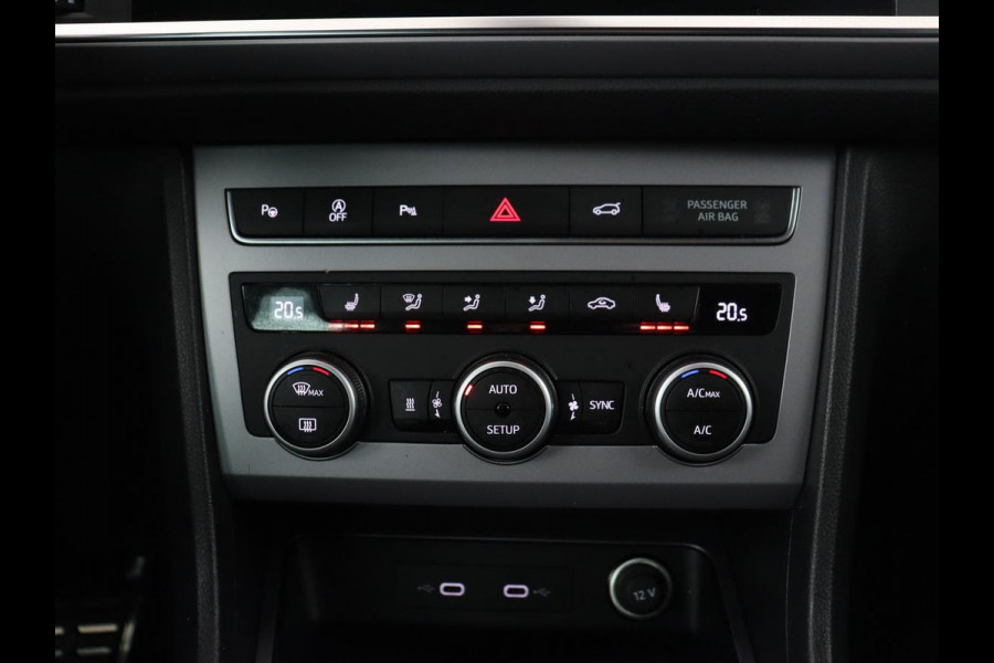 Seat Ateca 1.5 TSI FR Intense | Leder | Trekhaak | Stoelverwarming | Adaptive cruise | Standkachel | Camera | Carplay | Memory | Full LED | Keyless | Virtual Cockpit | Navigatie | Side Assist | Parkeerhulp