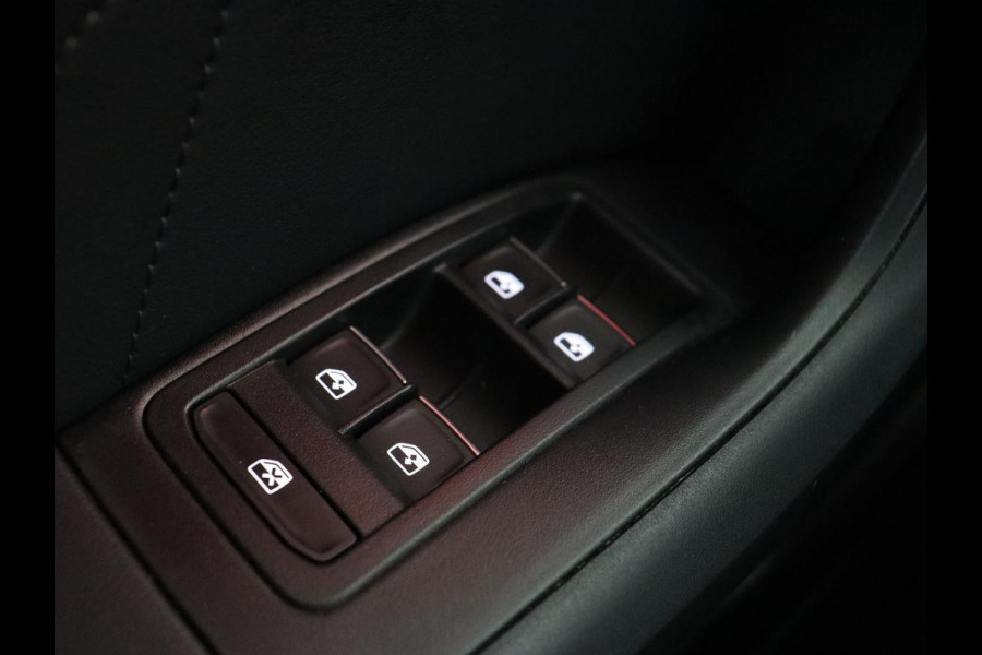 Seat Ateca 1.5 TSI FR Intense | Leder | Trekhaak | Stoelverwarming | Adaptive cruise | Standkachel | Camera | Carplay | Memory | Full LED | Keyless | Virtual Cockpit | Navigatie | Side Assist | Parkeerhulp