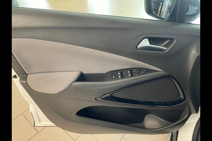 Opel Crossland X 1.2 Turbo 120 Jaar Edition AIRCO NAVI VIA APP CRUISE APPEL CARPLAY BLUETOOTH VELGEN ZWART DAK NETTE AUTO