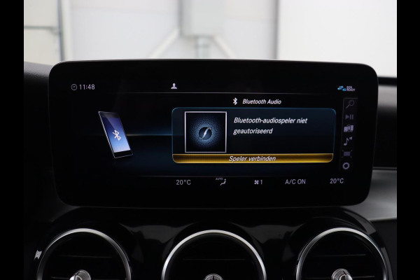 Mercedes-Benz C-Klasse 160 AMG | Stoelverwarming | Carplay | Leder/Alcantara | Camera | Digital Cockpit | Navigatie | 19'' | Full LED | Park Assist | Climate control