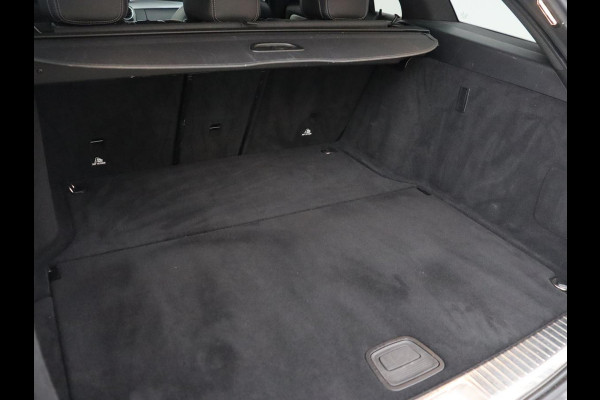 Mercedes-Benz C-Klasse 160 AMG | Stoelverwarming | Carplay | Leder/Alcantara | Camera | Digital Cockpit | Navigatie | 19'' | Full LED | Park Assist | Climate control