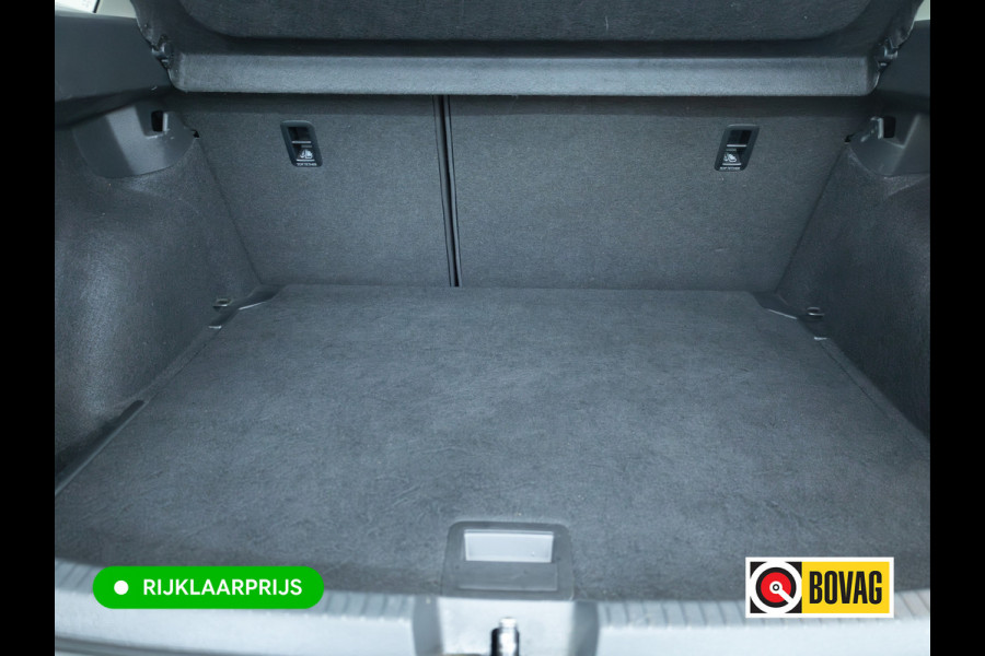 Volkswagen Taigo 1.0 TSI Business Comfort Edition | Stoelverwarming | PDC V+A | Airco | Led | DAB | Apple Carplay, Android auto, All season banden