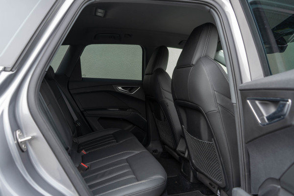 Audi Q4 e-tron 50 Quattro / Standkachel/ Adaptive Cruise Control/ Head-Up Display/ 221kW (300PK)