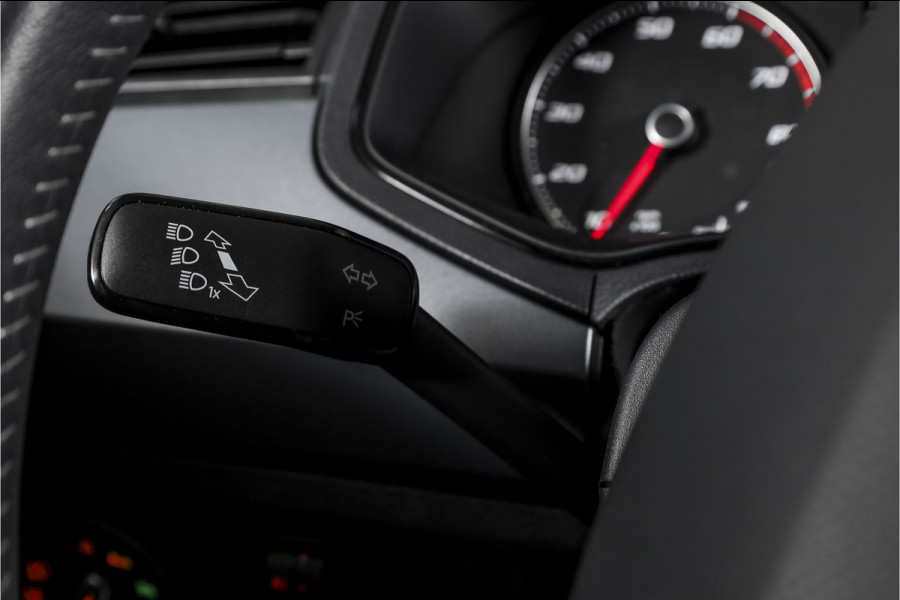 Seat Arona 1.0 TSI 95 PK Style Business Intense Orig. NL | Adapt. Cruise | PDC | Camera | NAV + App. Connect | ECC | DAB | LM 16" |