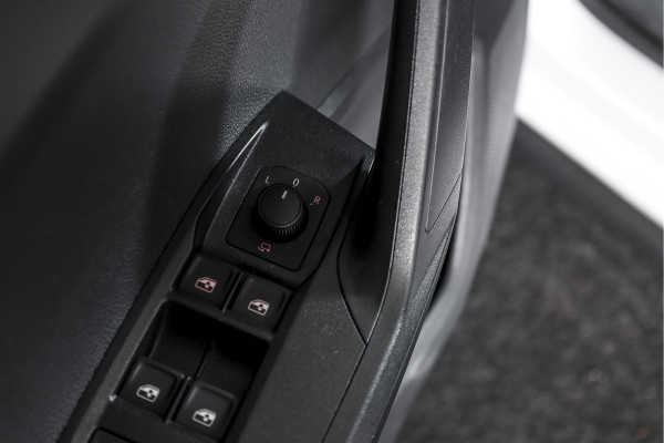 Seat Arona 1.0 TSI 95 PK Style Business Intense Orig. NL | Adapt. Cruise | PDC | Camera | NAV + App. Connect | ECC | DAB | LM 16" |