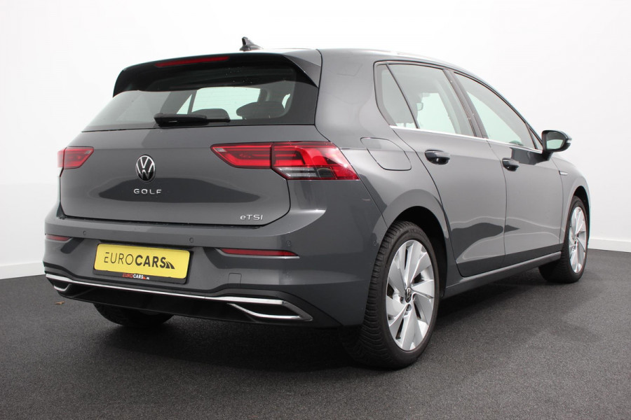 Volkswagen Golf 1.5 eTSI 150pk DSG Style Navigatie Apple Carplay/Android Auto Parkeersensoren Camera Park Assist Adaptive Cruise Control Blind Spot Assist Stoel- en stuurverwarming Ledverlichting Virtual Cockpit Lane Assist