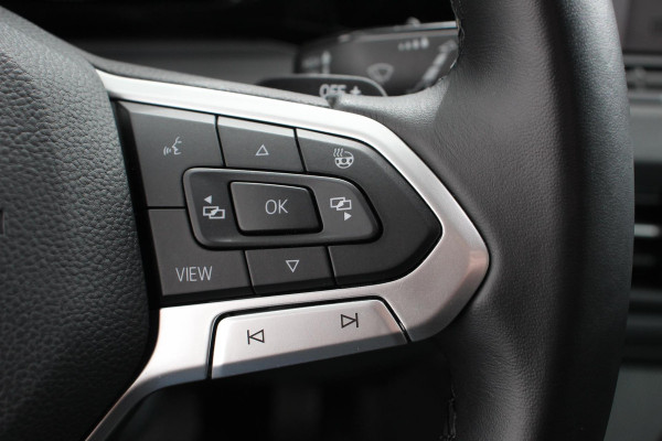 Volkswagen Golf 1.5 eTSI 150pk DSG Style Navigatie Apple Carplay/Android Auto Parkeersensoren Camera Park Assist Adaptive Cruise Control Blind Spot Assist Stoel- en stuurverwarming Ledverlichting Virtual Cockpit Lane Assist