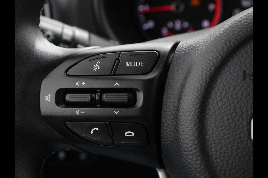 Kia Picanto 1.0 DPi DynamicLine Airco Navigatie Apple Carplay/Android Auto Camera Lichtmetalen Velgen Cruise Control