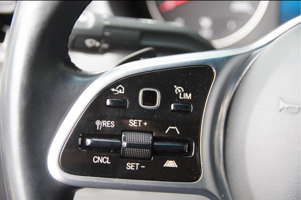 Mercedes-Benz Sprinter 519 3.5T OPEN LAADBAK, 3.5T TREKHAAK, DUBBELLUCHT, ADAPT. CRUISE, STANDKACHEL, CLIMA, LEDER STUUR, NAVI, MBUX, DUBBEL LUCHT