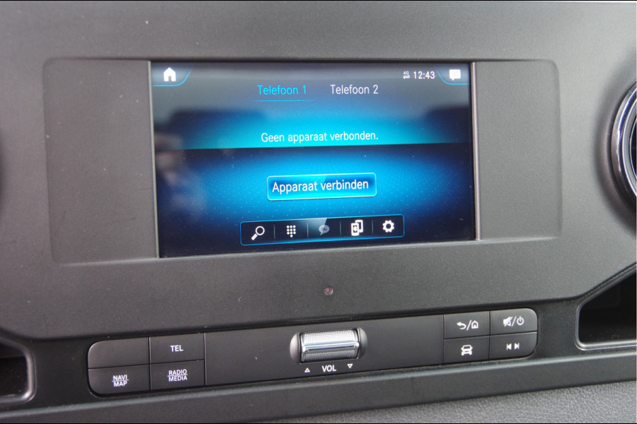 Mercedes-Benz Sprinter 519 3.5T OPEN LAADBAK, 3.5T TREKHAAK, DUBBELLUCHT, ADAPT. CRUISE, STANDKACHEL, CLIMA, LEDER STUUR, NAVI, MBUX, DUBBEL LUCHT