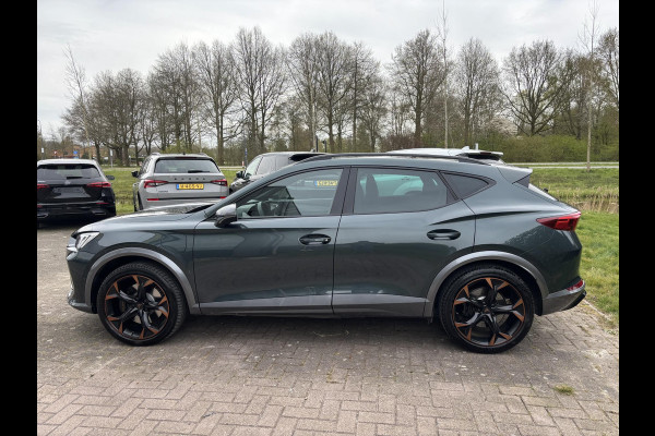 CUPRA Formentor 1.4 e-Hybrid VZ Copper Edition 245pk | PHEV | Plug-in Hybride | Stoelverwarming | Camera | Adaptieve cruisecontrol (ACC) | Elektrisch verstelbare stoelen met geheugen