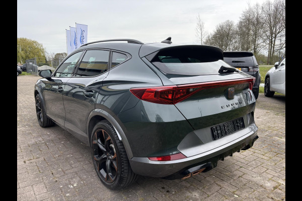 CUPRA Formentor 1.4 e-Hybrid VZ Copper Edition 245pk | PHEV | Plug-in Hybride | Stoelverwarming | Camera | Adaptieve cruisecontrol (ACC) | Elektrisch verstelbare stoelen met geheugen