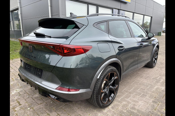 CUPRA Formentor 1.4 e-Hybrid VZ Copper Edition 245pk | PHEV | Plug-in Hybride | Stoelverwarming | Camera | Adaptieve cruisecontrol (ACC) | Elektrisch verstelbare stoelen met geheugen